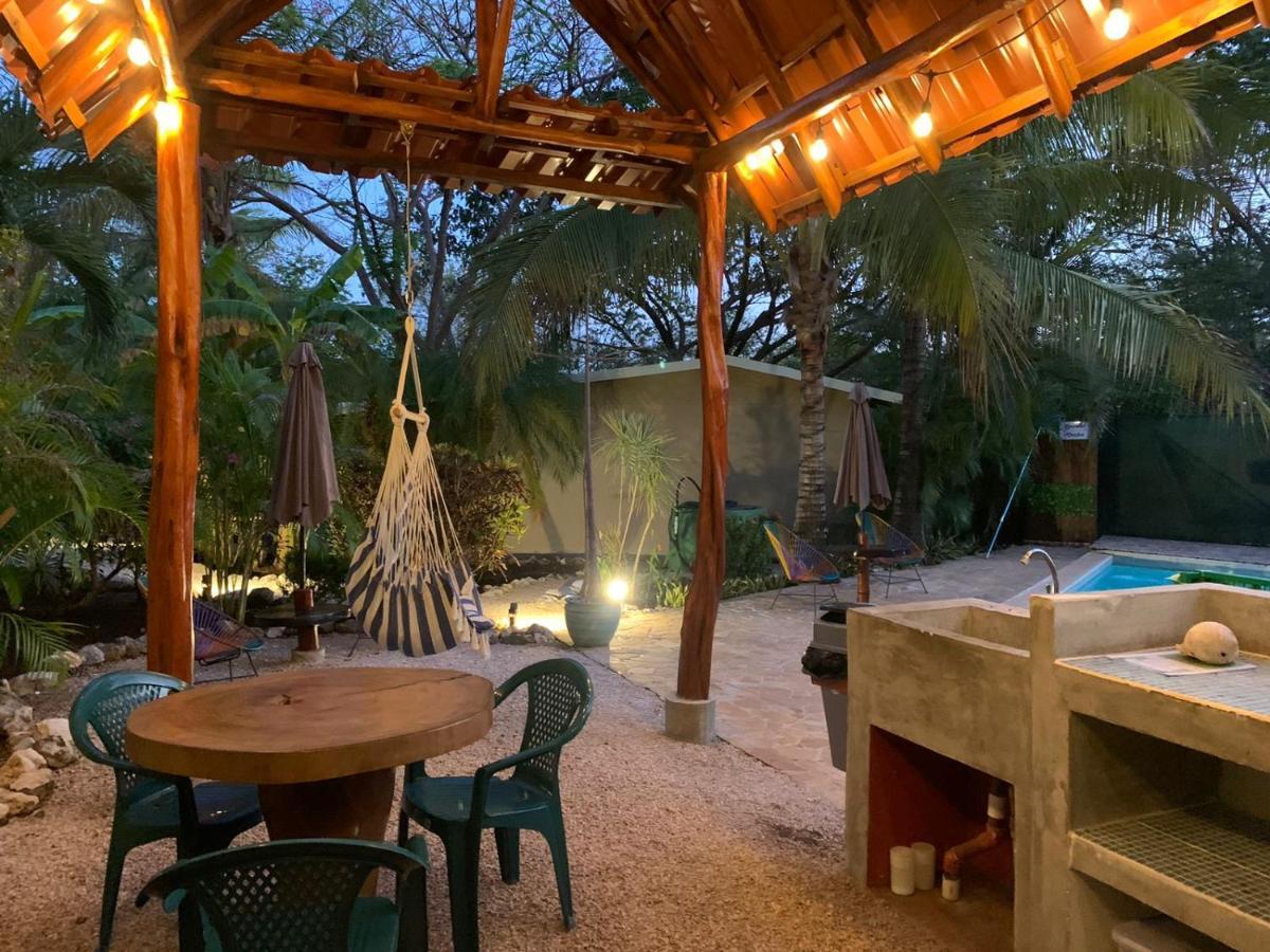 Casa Tropical Playa Grande Bed & Breakfast Cuajiniquil Exterior photo