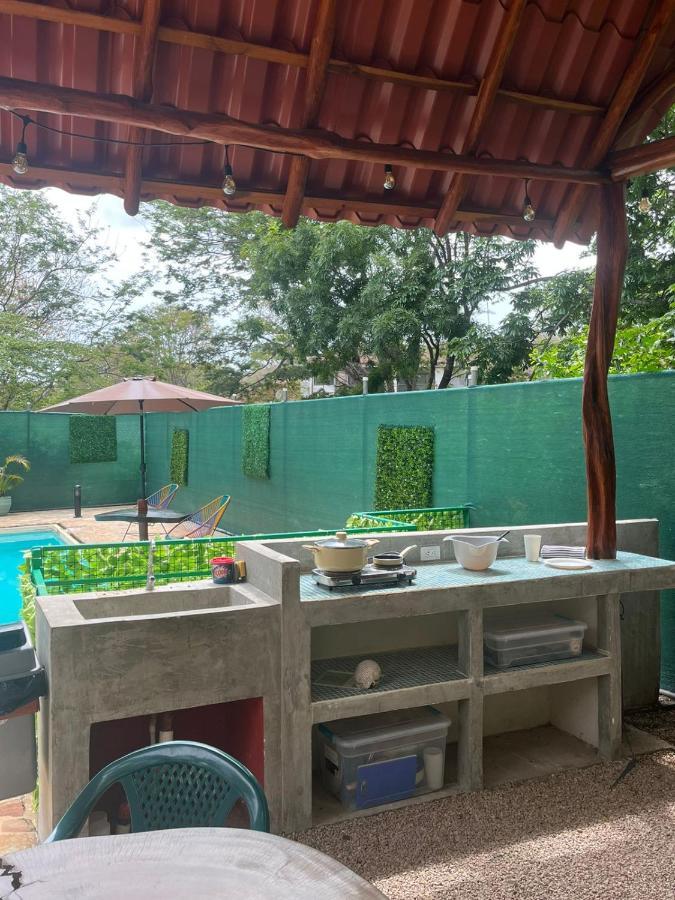 Casa Tropical Playa Grande Bed & Breakfast Cuajiniquil Exterior photo