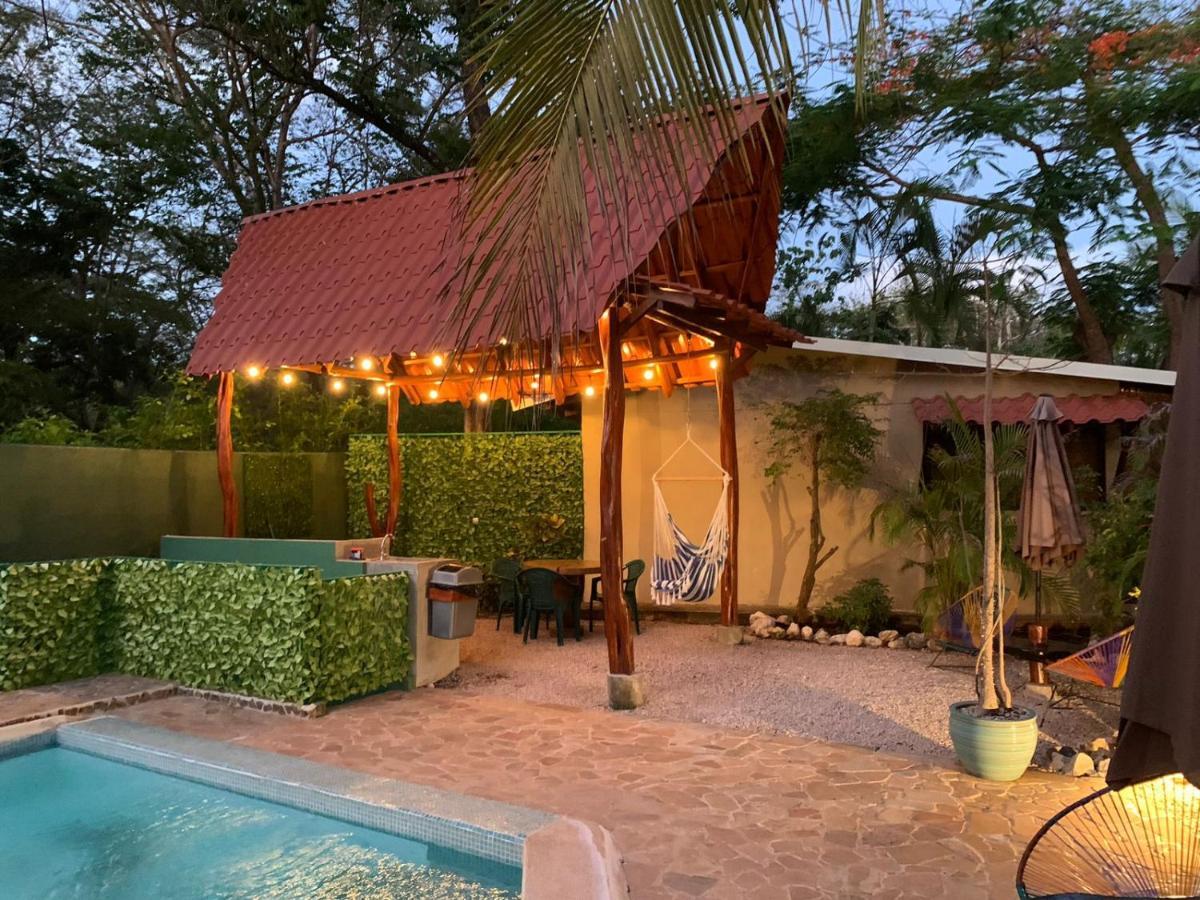 Casa Tropical Playa Grande Bed & Breakfast Cuajiniquil Exterior photo