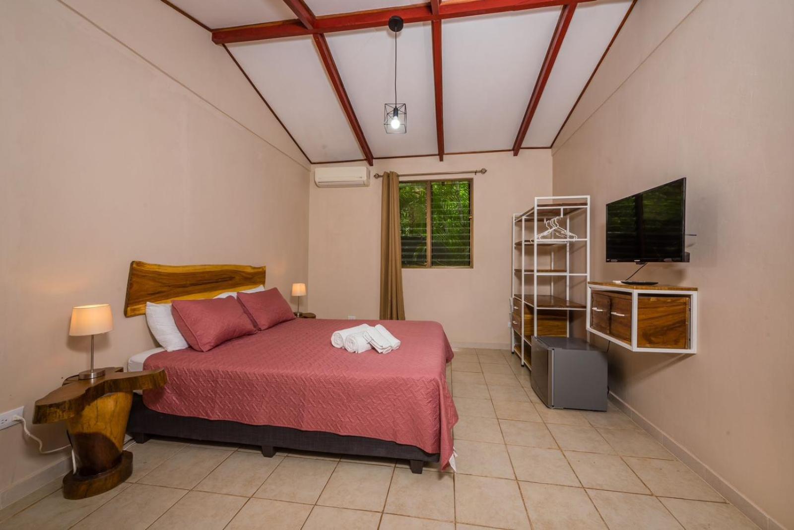 Casa Tropical Playa Grande Bed & Breakfast Cuajiniquil Exterior photo