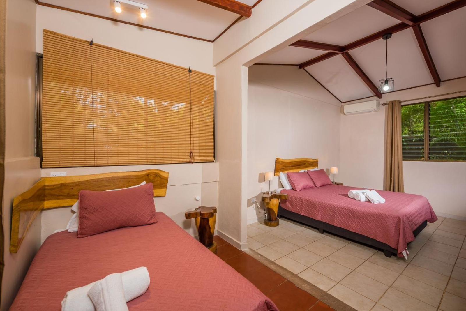 Casa Tropical Playa Grande Bed & Breakfast Cuajiniquil Exterior photo