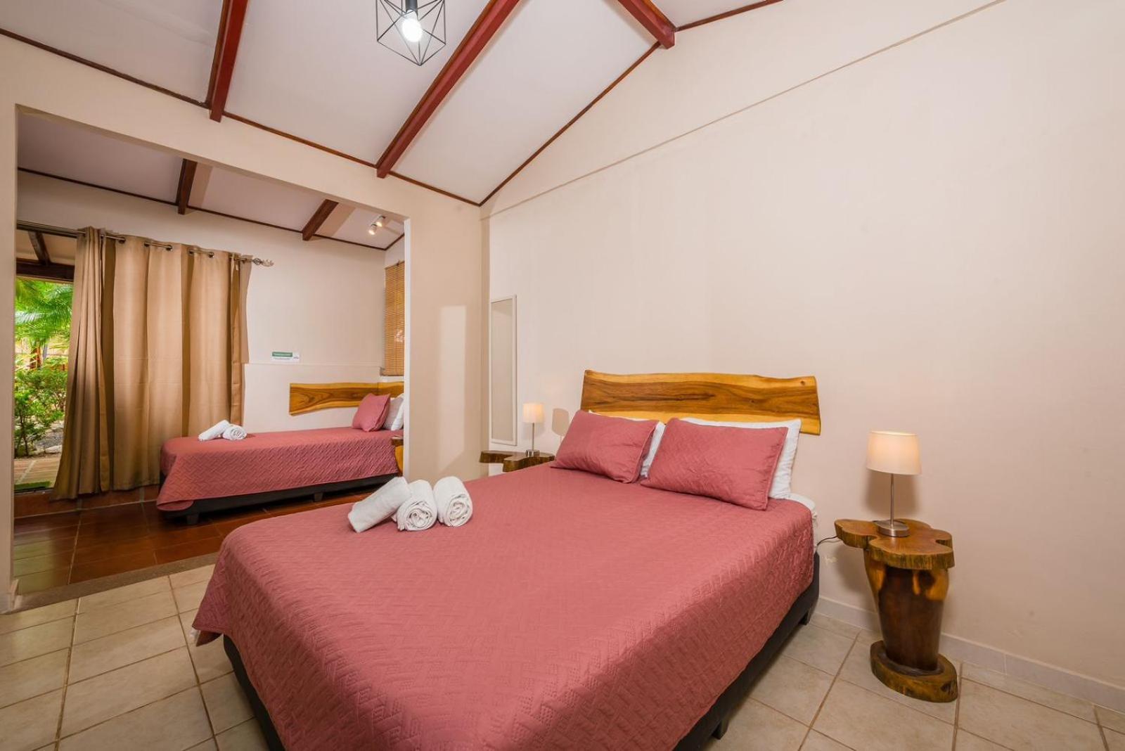 Casa Tropical Playa Grande Bed & Breakfast Cuajiniquil Exterior photo